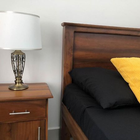 City Tower, Luxury 2 Two Bed Seaview Apartment Colombo Dehiwala-Mount Lavinia Екстериор снимка