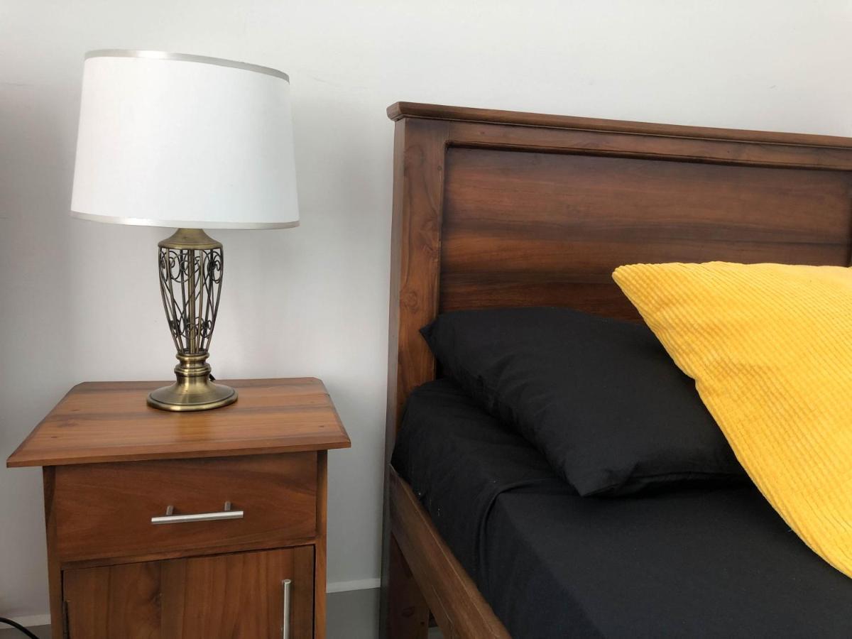 City Tower, Luxury 2 Two Bed Seaview Apartment Colombo Dehiwala-Mount Lavinia Екстериор снимка